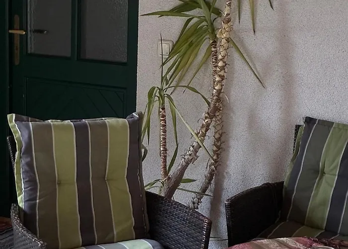 Kleines Paradies Am Gries * קירכברג אם וקסל